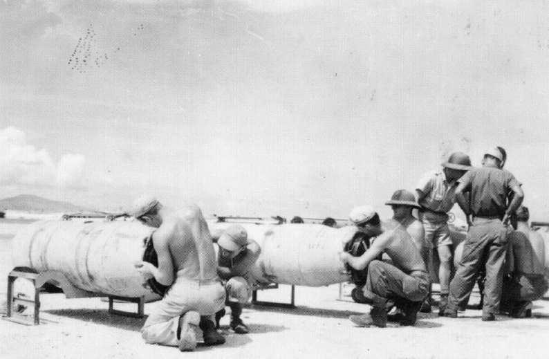 Naval Mines Made Ready For B 29 Delivery In 1945