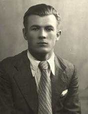 БЕЛЯКОВ Алексей Гаврилович (1912-?)