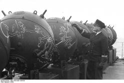 Мины ВМС Германии EMC готовы к постановке, 1939 г. (bundesarchiv.de)